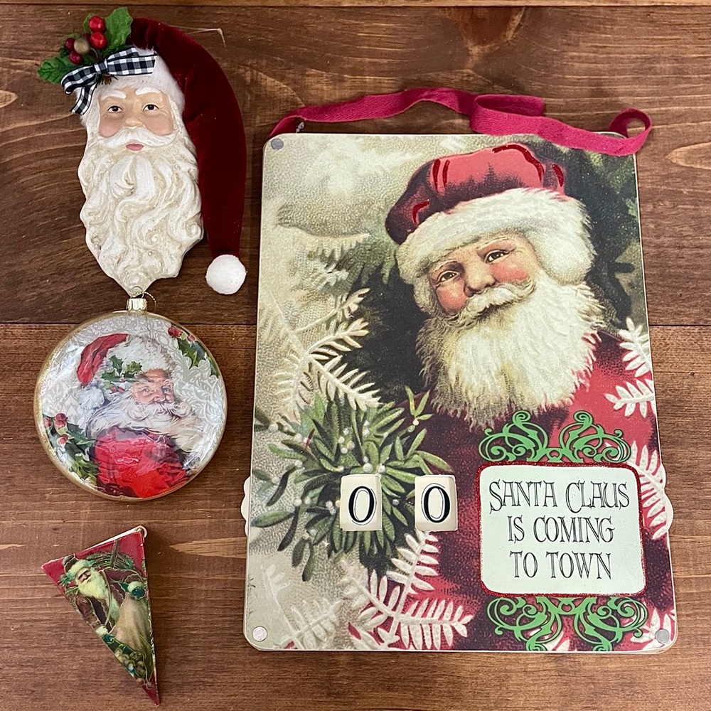 Old World Vintage Santa Claus Holiday Wall Decor Ornaments Red White Lot Of 4
